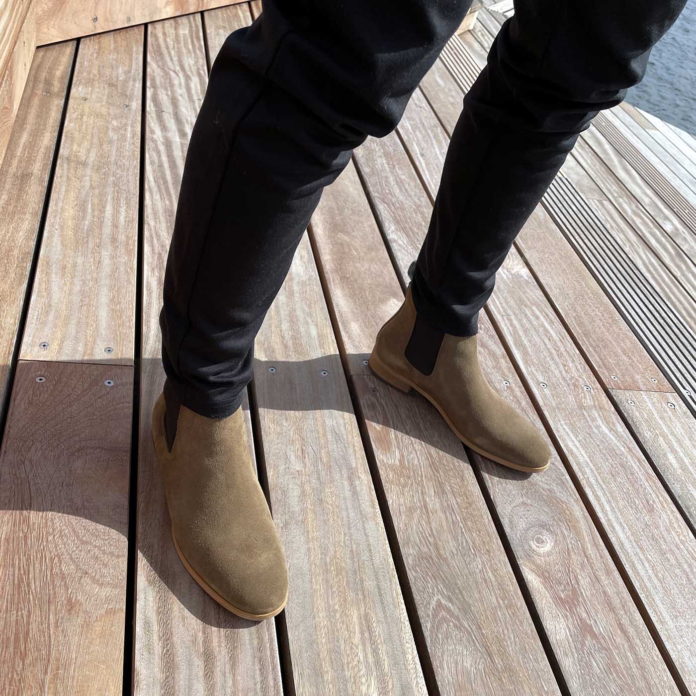 SHOE THE BEAR MENS Dev chelsea boot suede Chelsea Boots 135 TOBACCO