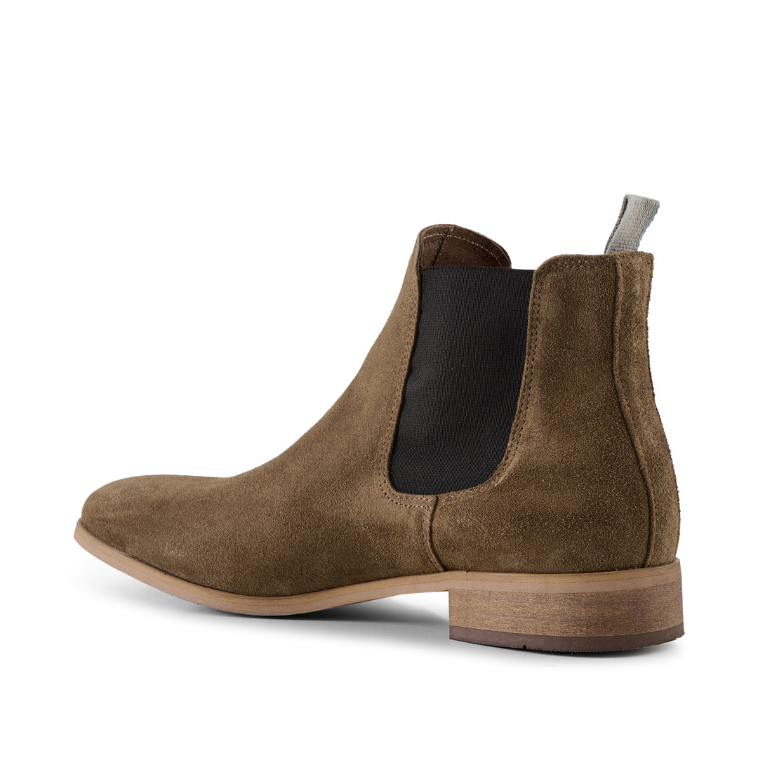 Betts coyote chelsea boots best sale