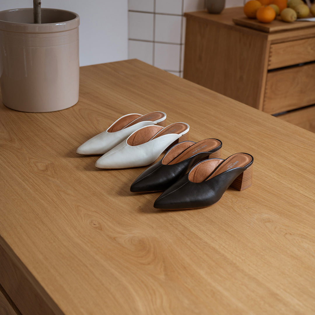 【極美品】ARGUE × U-DOT　ASYMMETRICAL MULE Alex Mule 85 BLACK Aquazzura@ Official