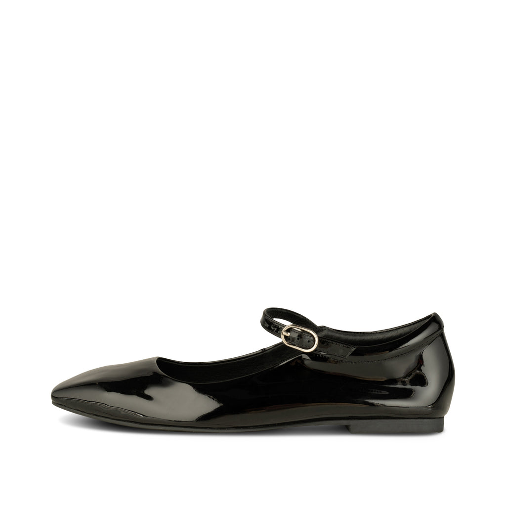 Maya_patent_ballerina-