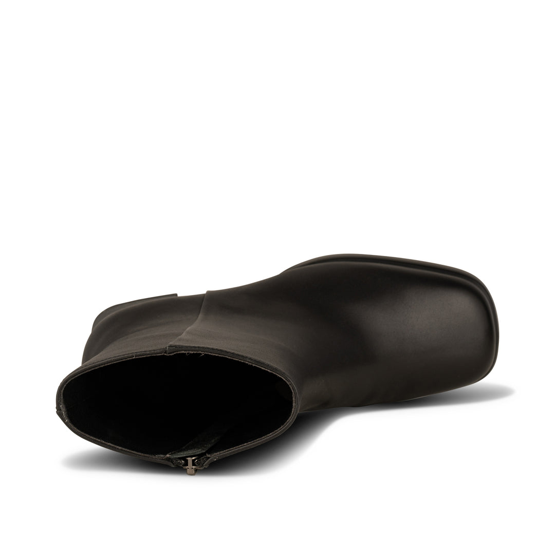Lila Zip - Black – SHOE THE BEAR - COM