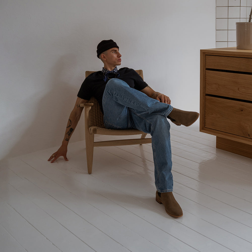 Dev chelsea boot store