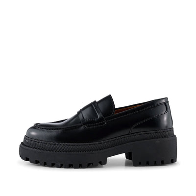SHOE THE BEAR WOMENS Iona loafer leather Loafers 817 BLACK POLIDO HIGH SHINE