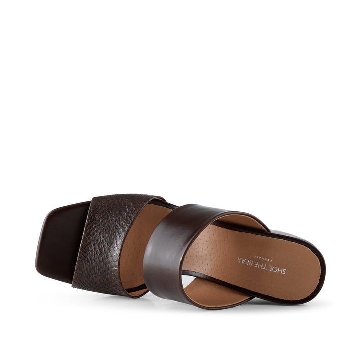 Runa_mule_fishleather-