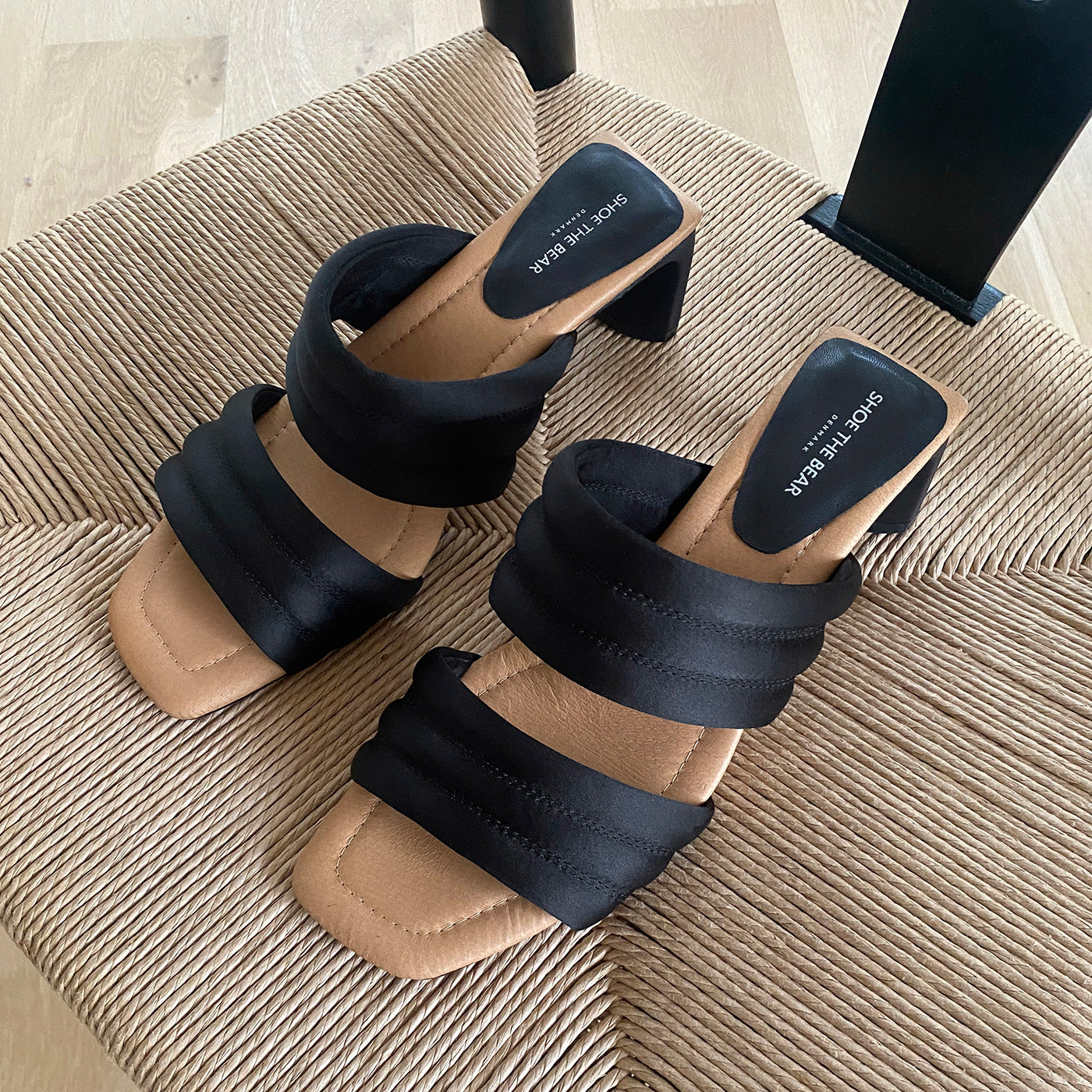 SHOE THE BEAR WOMENS Sylvi heel textile Heel Sandals 821 BLACK SATIN